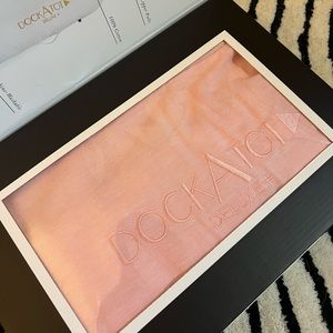 NEW DockATot Deluxe+ Cover - Blossom Chambray